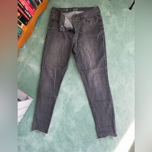 a.n.a Women's Charcoal Skinny Jeans